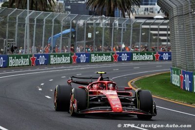 Sainz fait oublier ’2 semaines difficiles’ avec la 1ère ligne en Australie