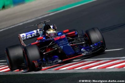 Toro Rosso linked with KFC livery change