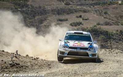High-speed duel at VW - Ogier in the lead, ahead of Mikkelsen