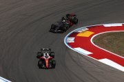 Hamilton 'ne sait pas' pourquoi Ferrari régresse en qualifications