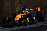 Villeneuve s'en prend à Piastri et à son 'erreur de débutant' à Bakou