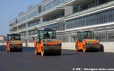 Final layer of asphalt at the Sochi Autodrom to be completed today