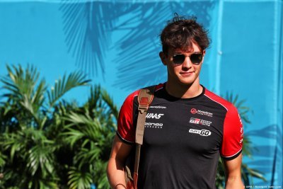 Cooling vest situation ’a bit unfair’ - Bearman