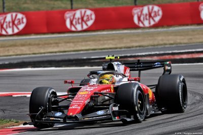 Hamilton signe la pole du Sprint à Silverstone devant Antonelli