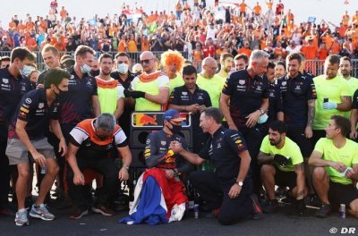 Horner&nbsp;: Verstappen et Red Bull ont réussi à surmonter la pression de Zandvoort