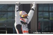 Maldonado crushes competition in feature race