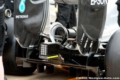 Des micros bientôt fixés sur les échappements des V6 de Formule 1