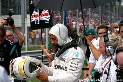 Hamilton not worried about Singapore slump