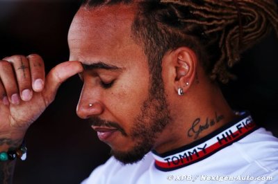 Hamilton veut ’des actions’ après les propos racistes de Piquet