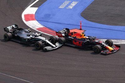 Ricciardo, Bottas defend under-fire Verstappen