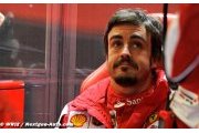 Domenicali backs Alonso, Ferrari car getting 'worse'