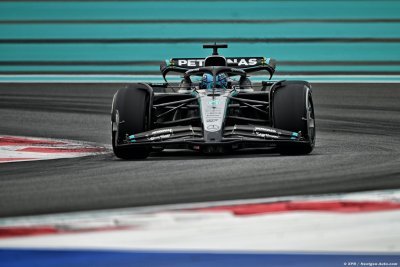 GP d’Abu Dhabi F1, EL3&nbsp;: Russell devance les candidats au titre, Hamilton se met dans le mur