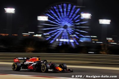 Verstappen takes sensational Bahrain pole position