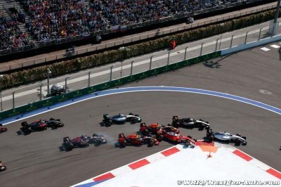 Kvyat&nbsp;: Red Bull m’a ’poignardé dans le dos’