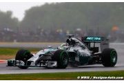 Hamilton wins in Japan as Bianchi suffers serious crash