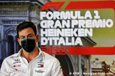 Wolff denies claims of Hamilton favouritism