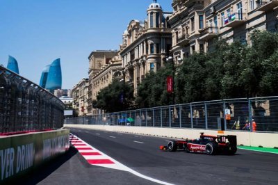Baku, FP: De Vries leads the way in Azerbaijan