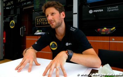 Grosjean barracking hard for Renault buyout