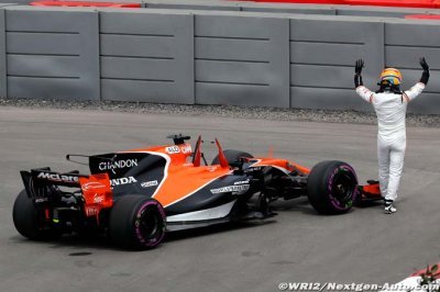 Alonso termine bien une journée mal commencée