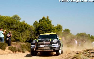 Oliveira to continue improving in Australia