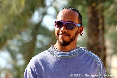 Hamilton&nbsp;: Verstappen ’ne va pas s’écarter de sa trajectoire’