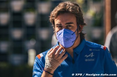Légèrement blessé aux mains, Alonso s’élancera bien dixième
