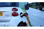 Voiture hybride ou électrique : comment choisir ? 