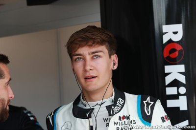 La plaque est passée ‘à 10 ou 15 millimètres’ du baquet de Russell