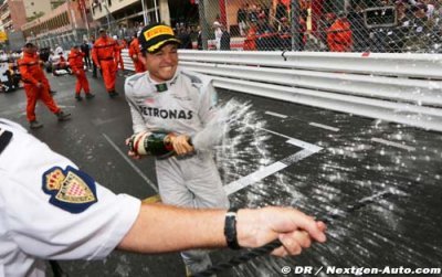 Rosberg reçoit un bon bulletin chez Mercedes