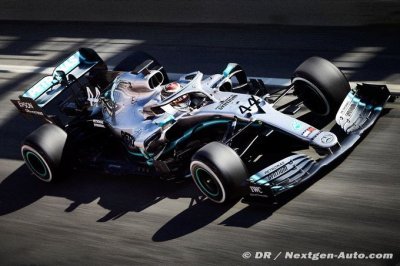 Hamilton&nbsp;: Mercedes va bien analyser les solutions de Ferrari