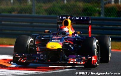 Vettel beats Hamilton to Korea pole