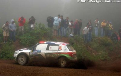 SS13: Mikkelsen snatches Azores lead