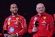 Ferrari doit 'écouter' les conseils d'Hamilton, Vasseur prolongé ?