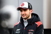 'Piloter une F1 avec des béquilles ?' : Ocon ironise sur une rumeur folle