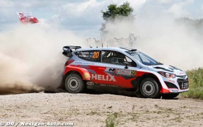 Hyundai gets off to a steady start in Rally Australia