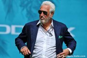 Aston Martin to 'evaluate' Newey job offer - boss