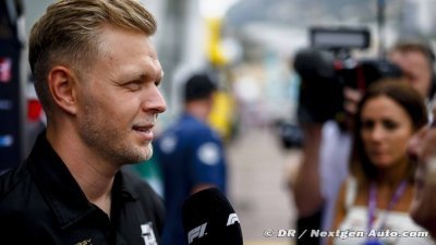 Magnussen wins court battle against former manager
