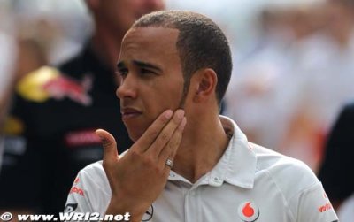 Lewis Hamilton est brouillé avec son père