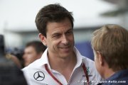 'Nothing against' new Rosberg contract - Wolff