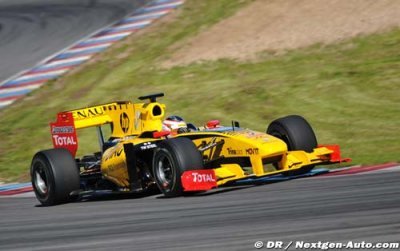 Renault et Charouz font le spectacle à Brno