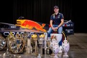 La renommée ou la richesse n'ont pas changé Verstappen