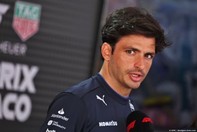Sainz déplore les critiques ’injustes’ à l’encontre de Hamilton