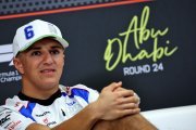 Hadjar explique pourquoi il a confiance face à Verstappen pour 2026