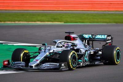 Lewis Hamilton découvre à son tour la Mercedes W11