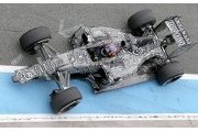 Kvyat loses wing, Lotus impresses with nose