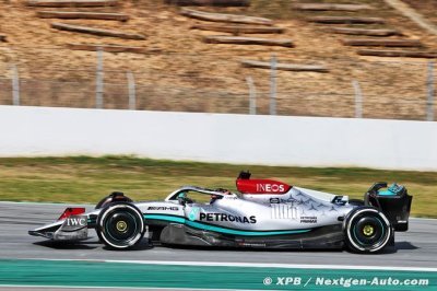 Russell voit Mercedes derrière Ferrari et McLaren pour le moment