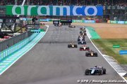 F2, Silverstone, Course principale : Martins gagne malgré une pénalité