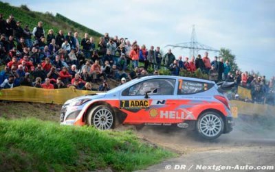 SS11: Neuville closes gap to Meeke in second