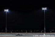 Hamilton signe une pole magistrale devant Verstappen au Qatar