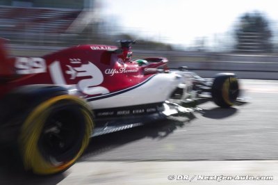 Hakkinen applauds Alfa Romeo for 2019 car